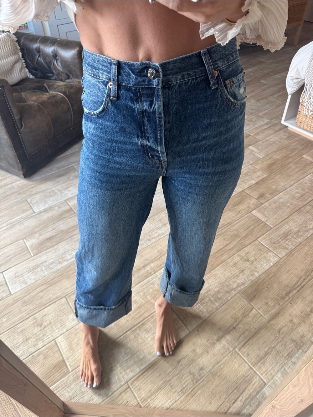 pistola Medium Blue High-Rise Cropped Jeans
